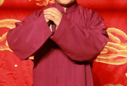 岳云鹏吃瓜爆料图片,娱乐圈幕后真相大揭秘